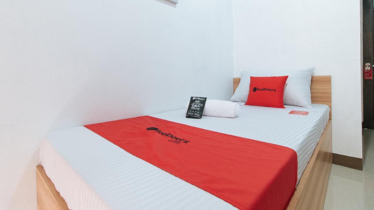 Hotel Reddoorz Near Iloilo International Airport Cabatuan Exteriér fotografie